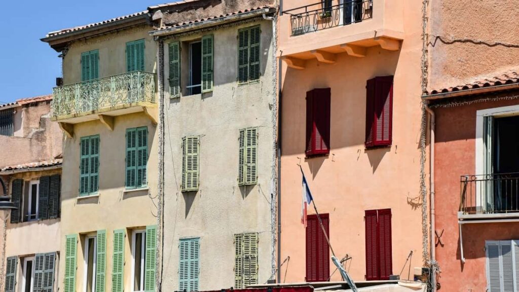 2025 Comment les influenceurs WhatsApp trouvent les marques Italy en France